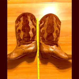 Vintage boots made in Italy